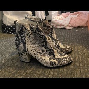 Jillian Steve Madden Snakeskin Booties